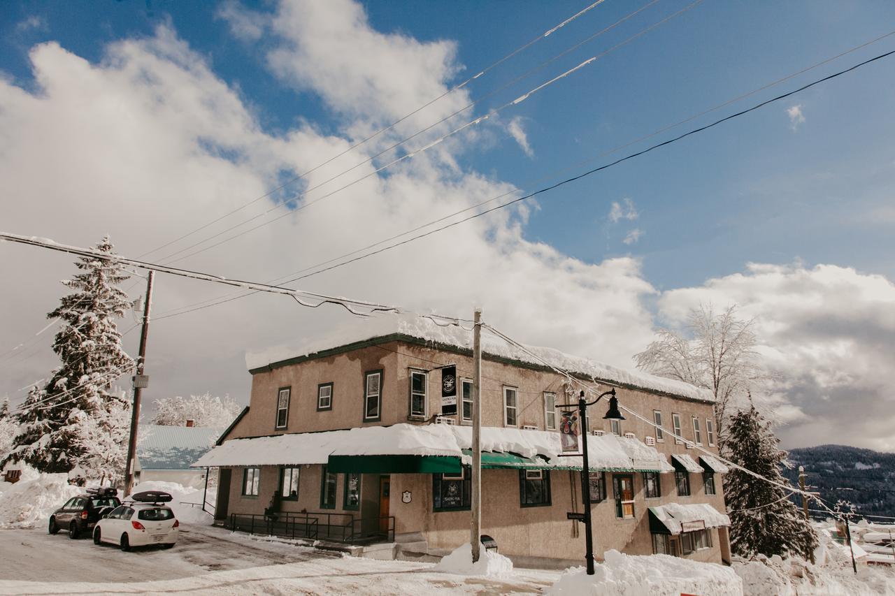 The Flying Steamshovel Inn Rossland Luaran gambar