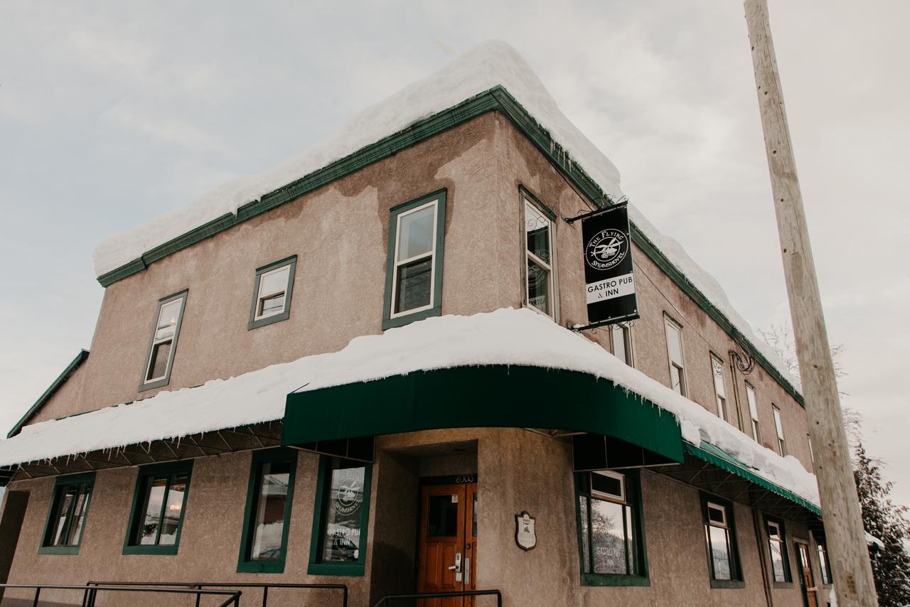 The Flying Steamshovel Inn Rossland Luaran gambar