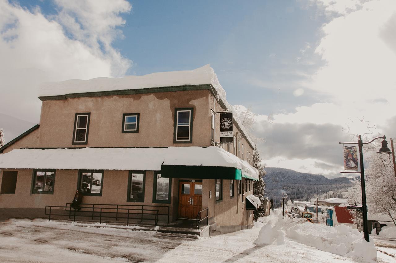The Flying Steamshovel Inn Rossland Luaran gambar