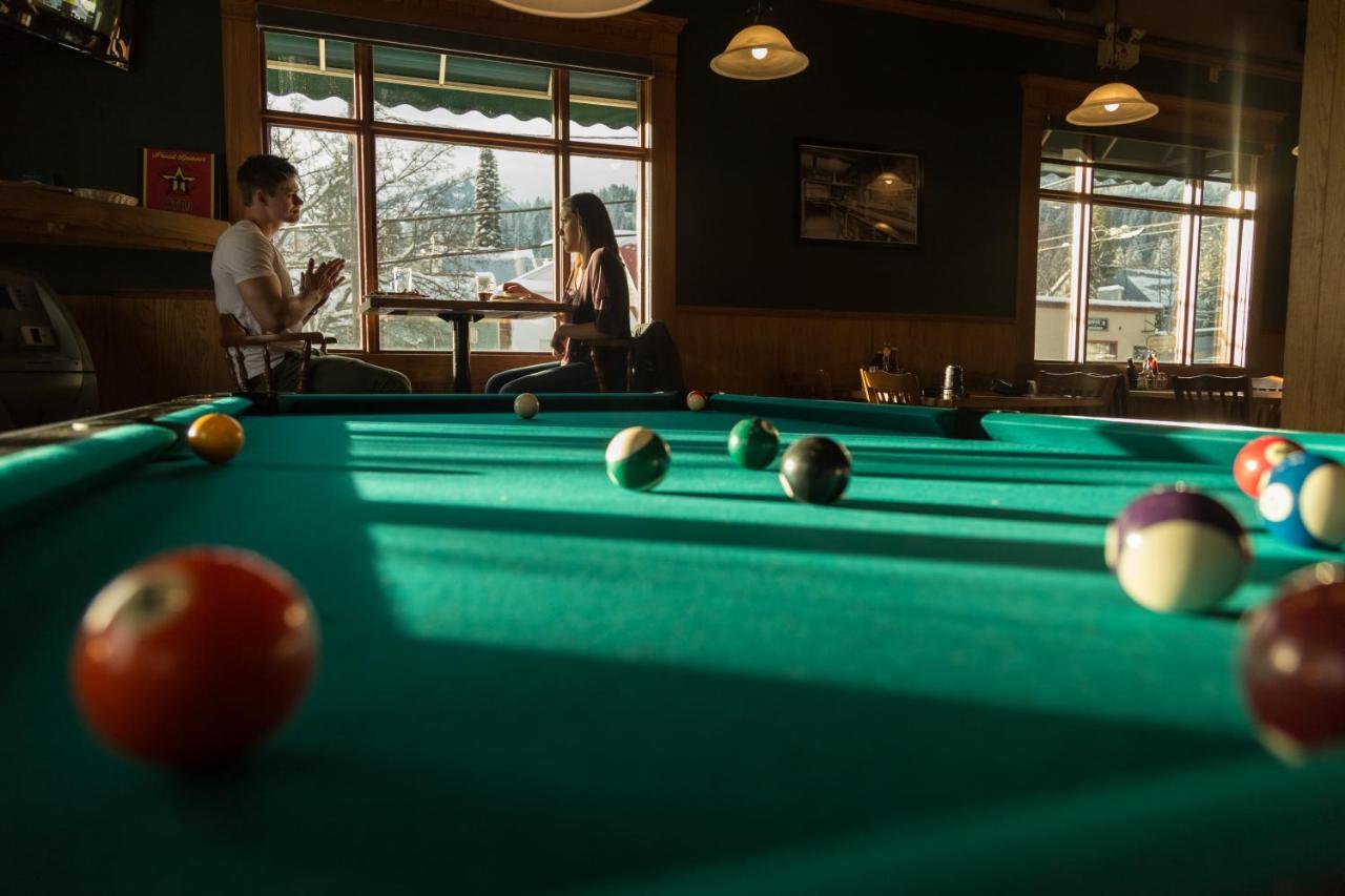 The Flying Steamshovel Inn Rossland Luaran gambar